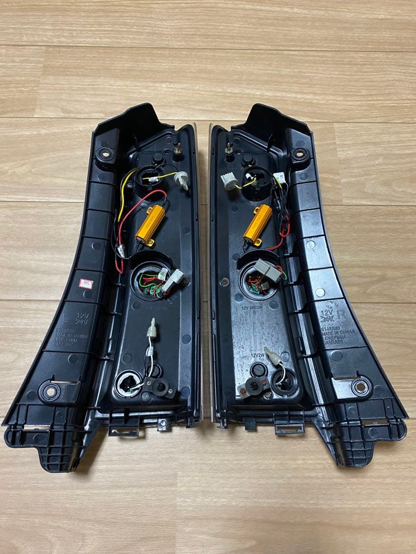 N BOX JF1 クリスタルアイ　テールランプ