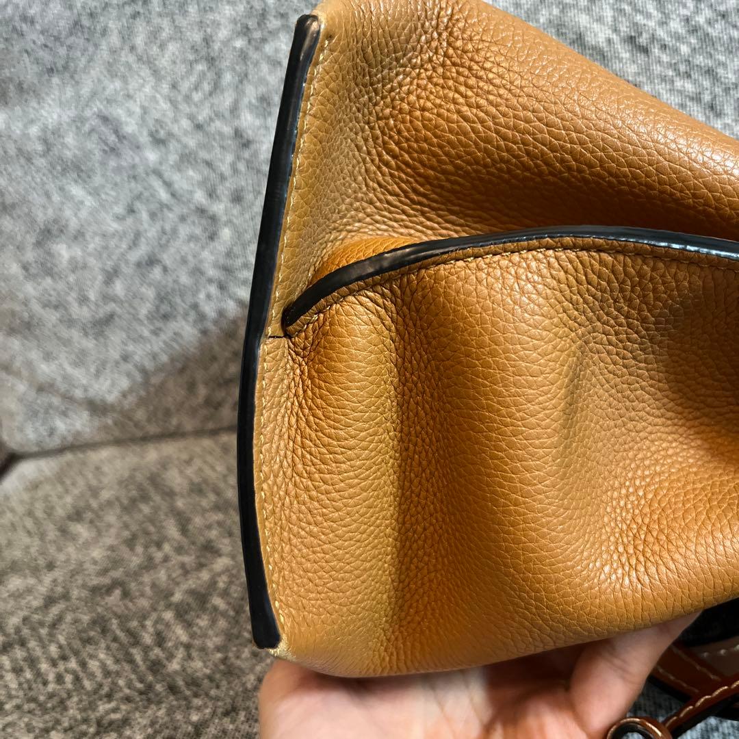 21日値下げ　ＬＯＥＷＥ ゲートトップハンドルバック