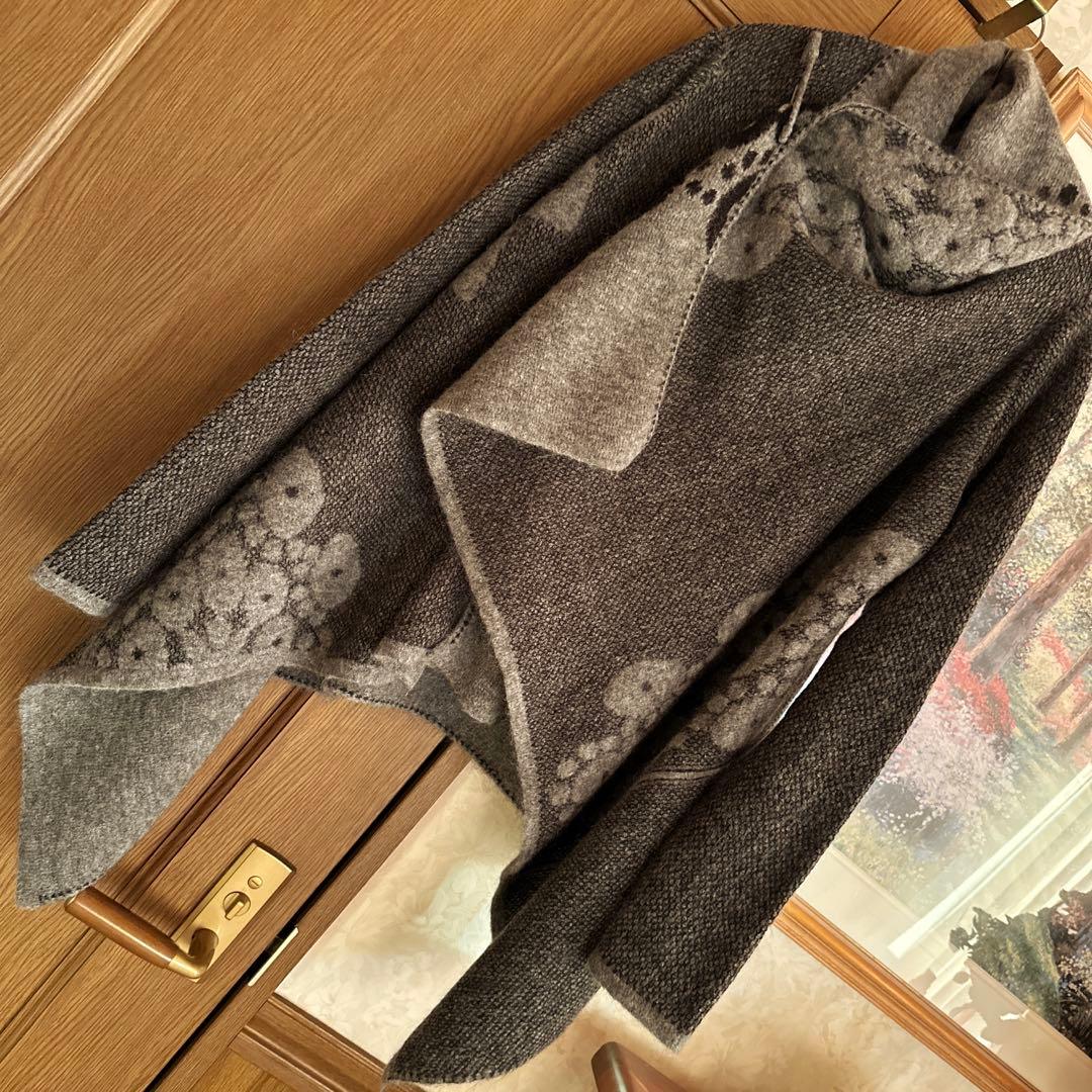 ストール　ポンチョ　セーター　イタリア製sarah pacini