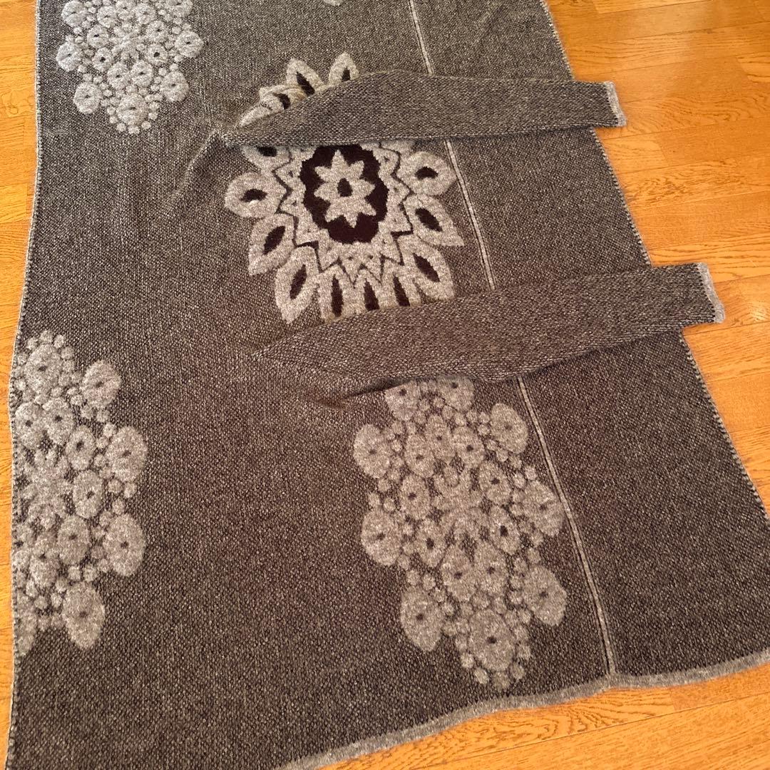 ストール　ポンチョ　セーター　イタリア製sarah pacini