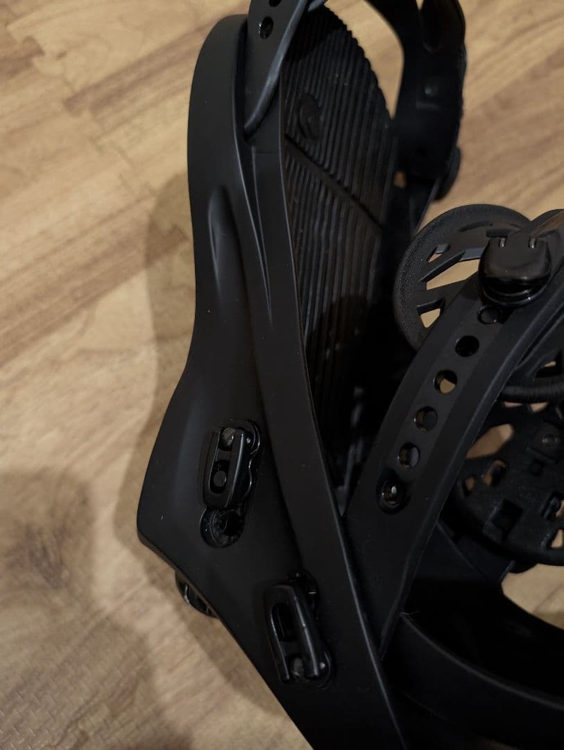 FLUX XF サイズＭ−Ｌ ビンディング