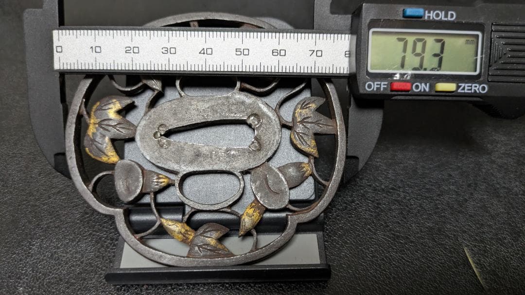 カ*ズ様 無銘：朝顔の図 鉄鍔