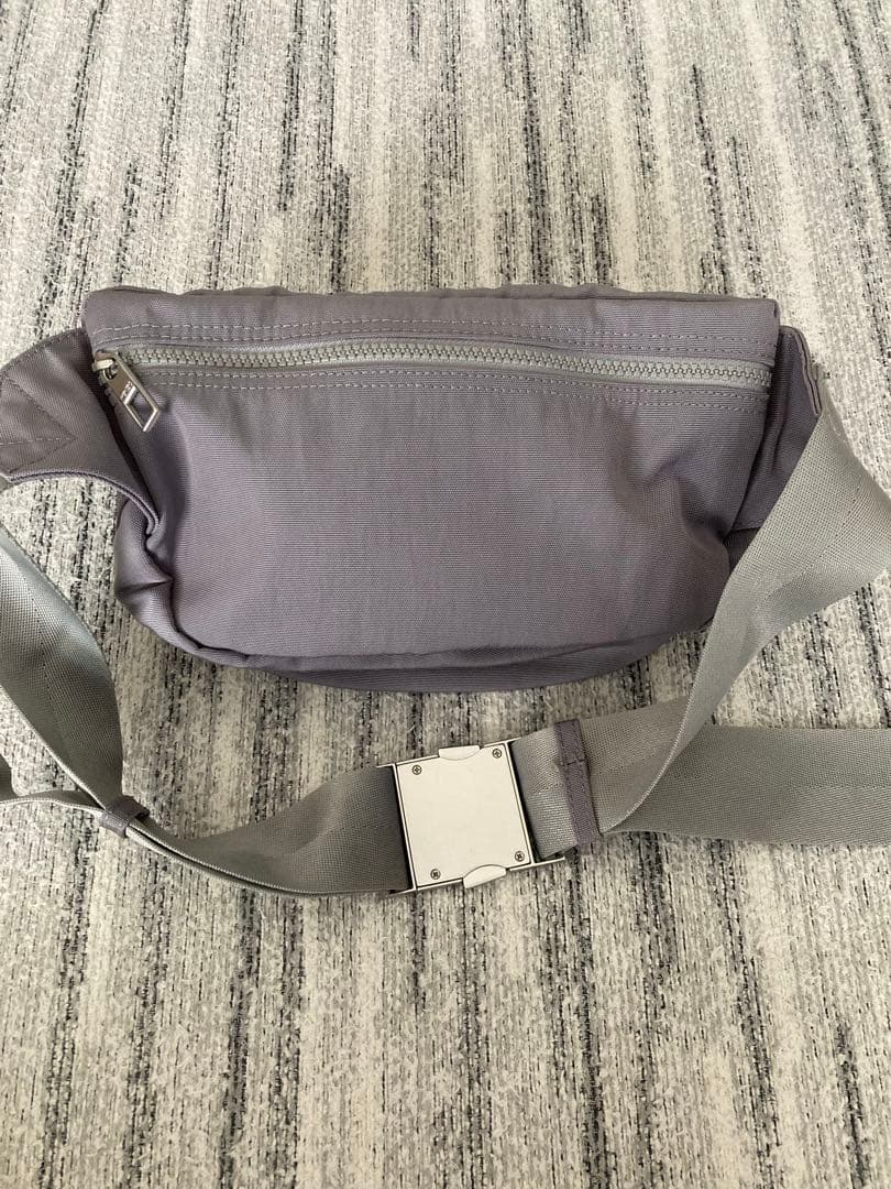 KENZO ボディバッグ トラ刺繍 グレー