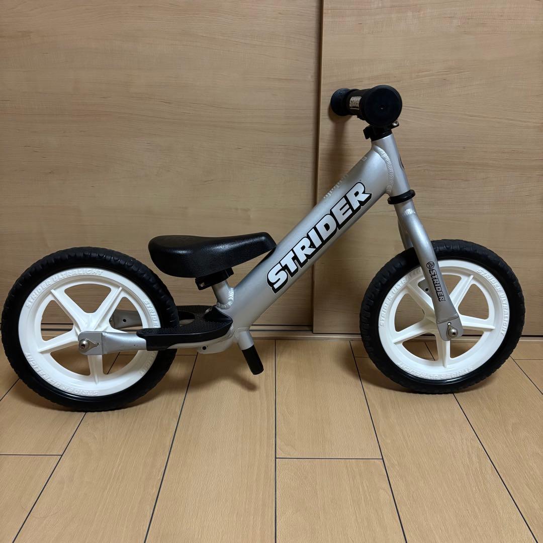 【良品】ストライダー プロ バランスバイク 12インチ シルバー キックバイク