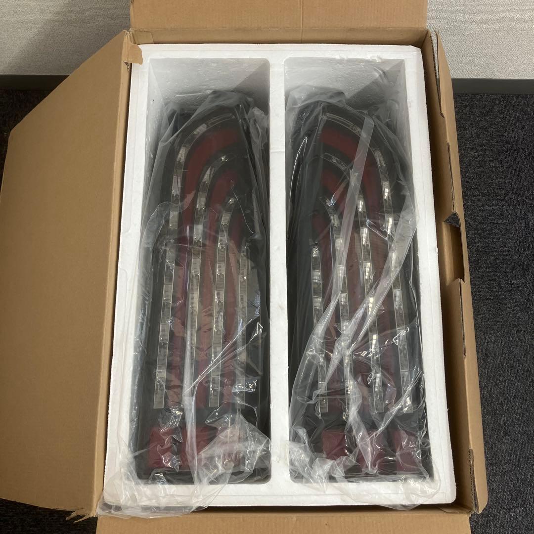 ハイエーステールランプFLEX煌RED左側（別売りも対応してます。）