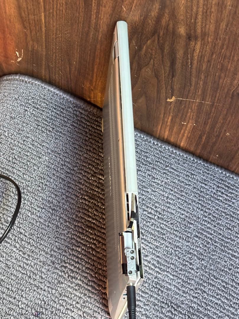 Dell Inspiron シルバー ノートPCジャンク品i5