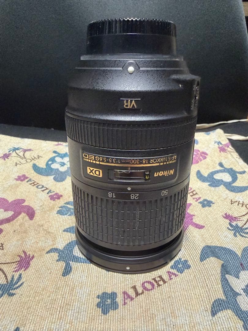 Nikon D7200 デジタル一眼レフカメラと純正レンズセット