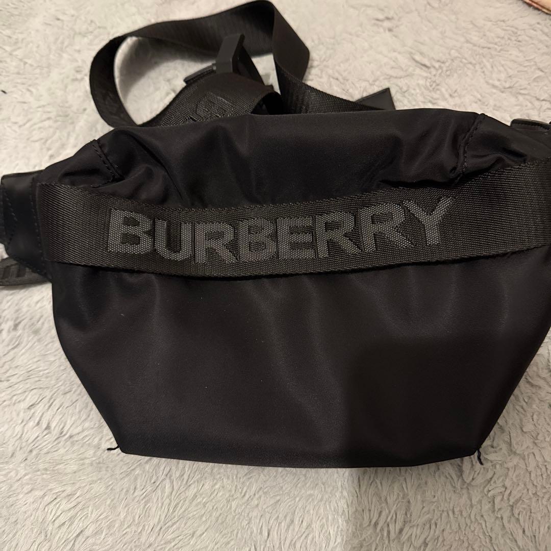 BURBERRY ボディバッグ ブラック