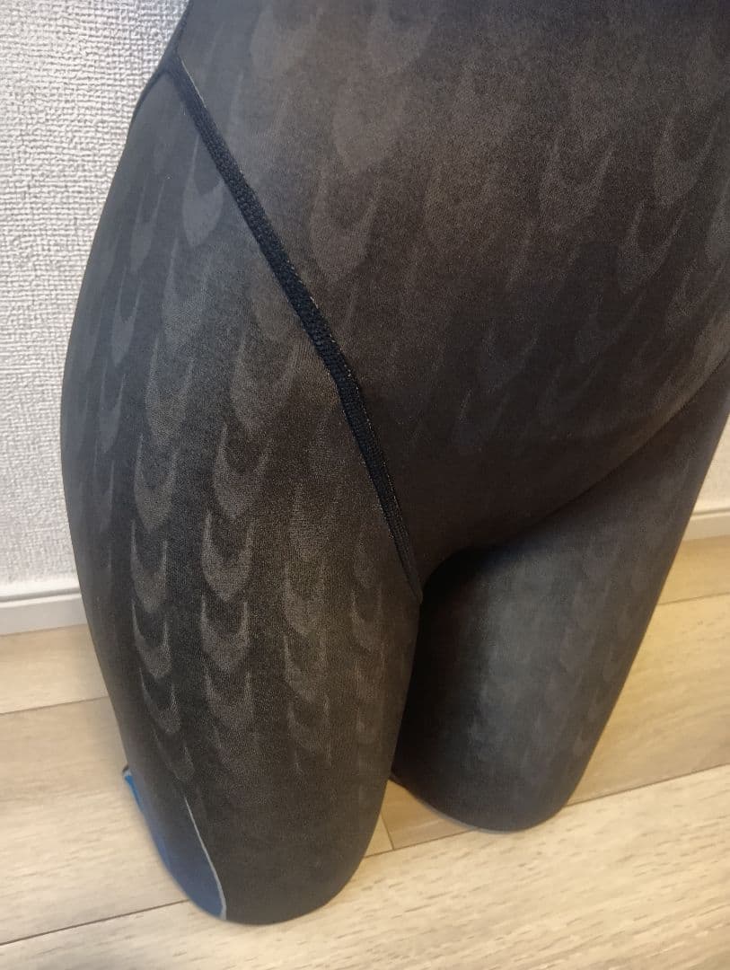 競泳水着　speedo スピード　アクアブレード　Mサイズ