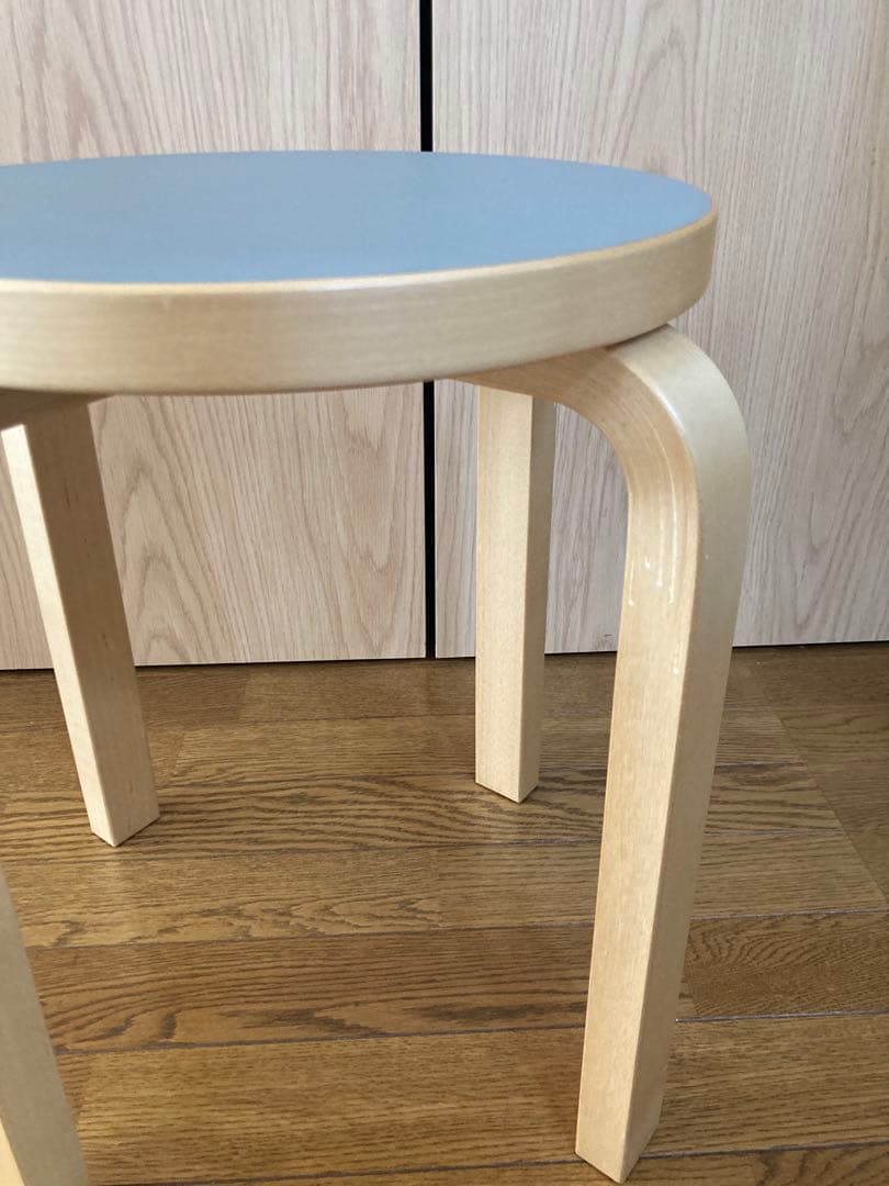 アルテックスツールリノリウムアッシュ４本脚