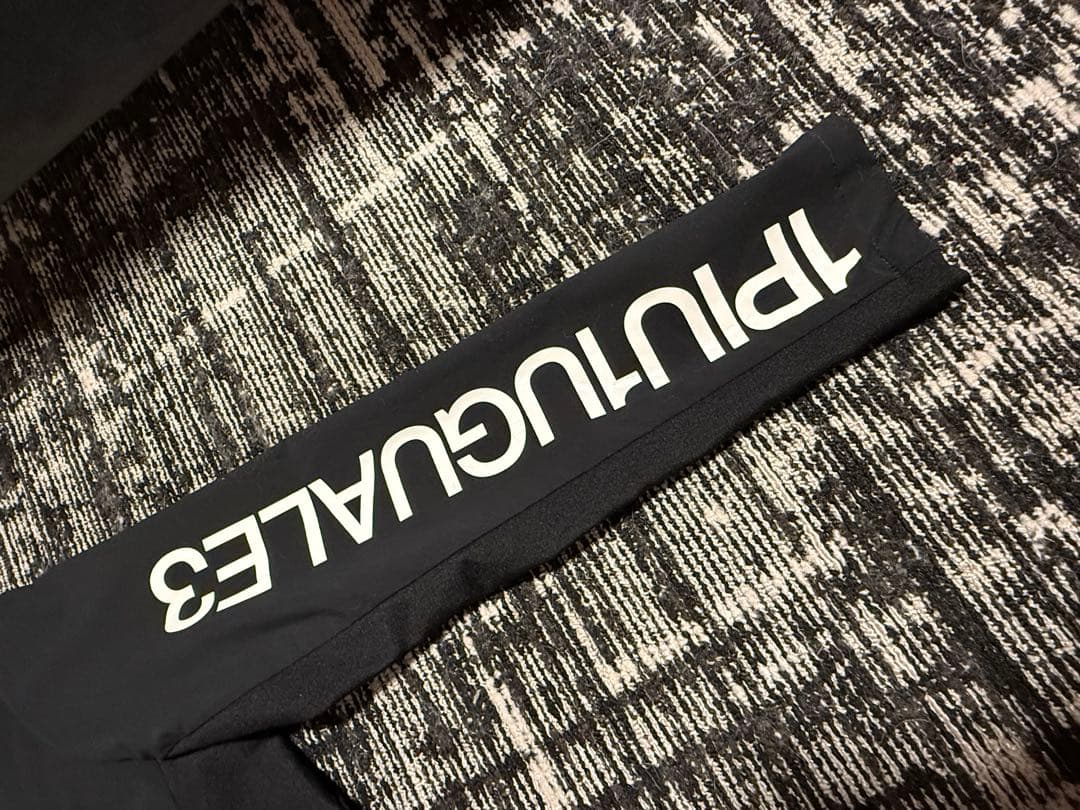 未使用 1PIU1UGUALE3 ゴルフ　レディース　Sサイズ