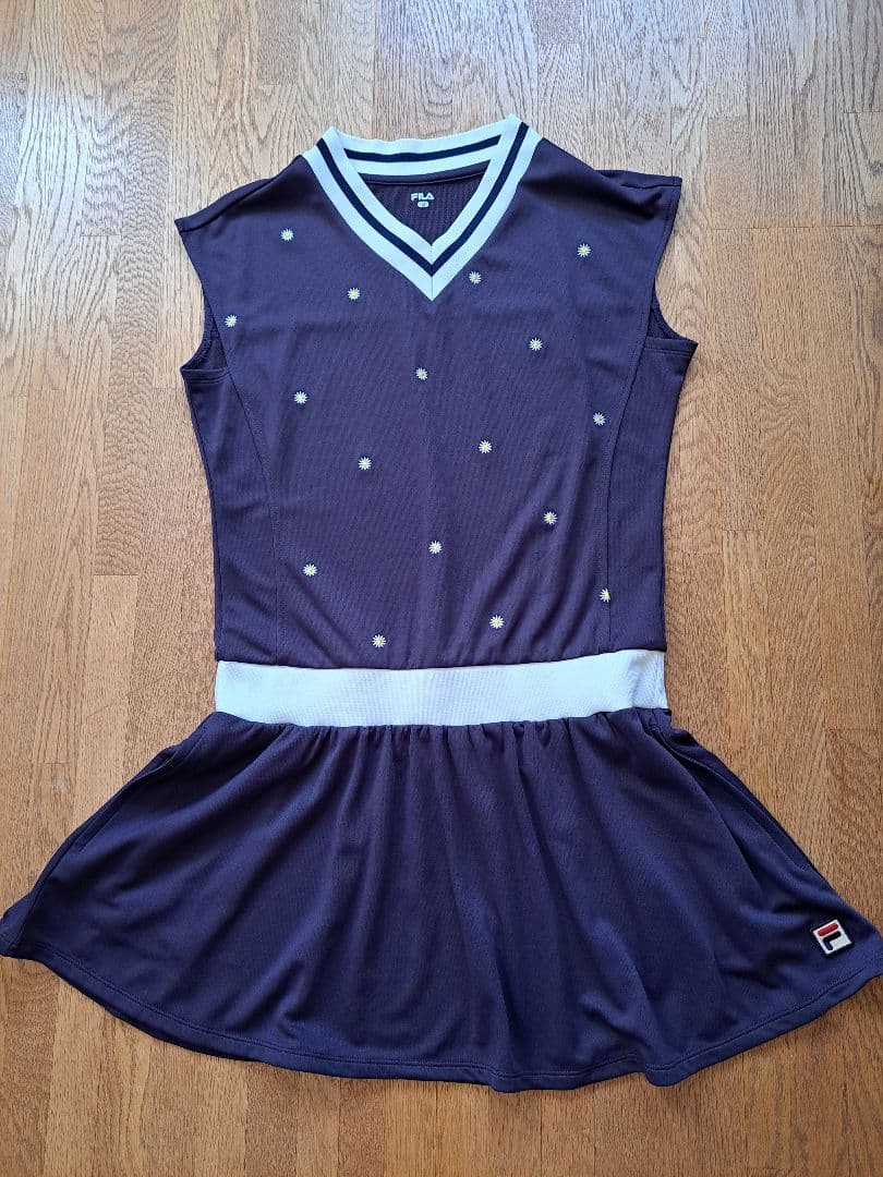☆美品☆FILAフィラ テニスウェア M ワンピース/ サンバイザー