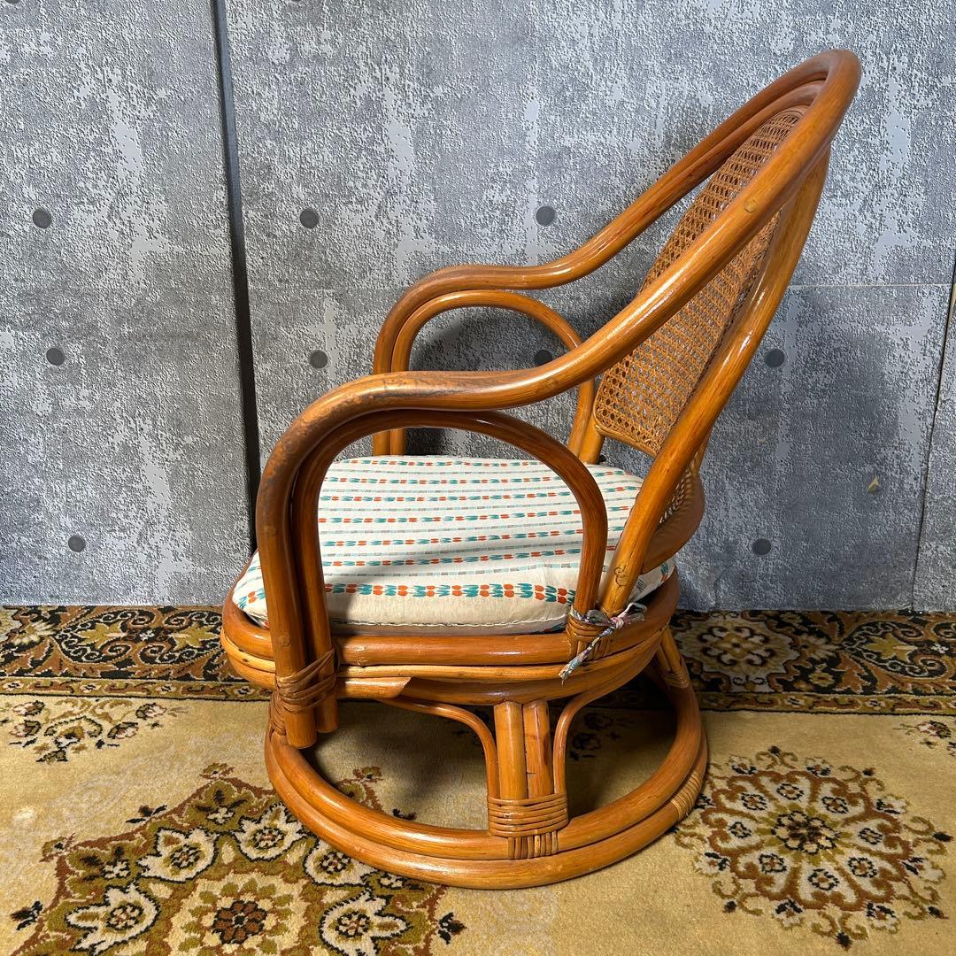 ꧁籐家具꧂回転式ラタン高座椅子&ガラステーブルセット アーム チェア クッション