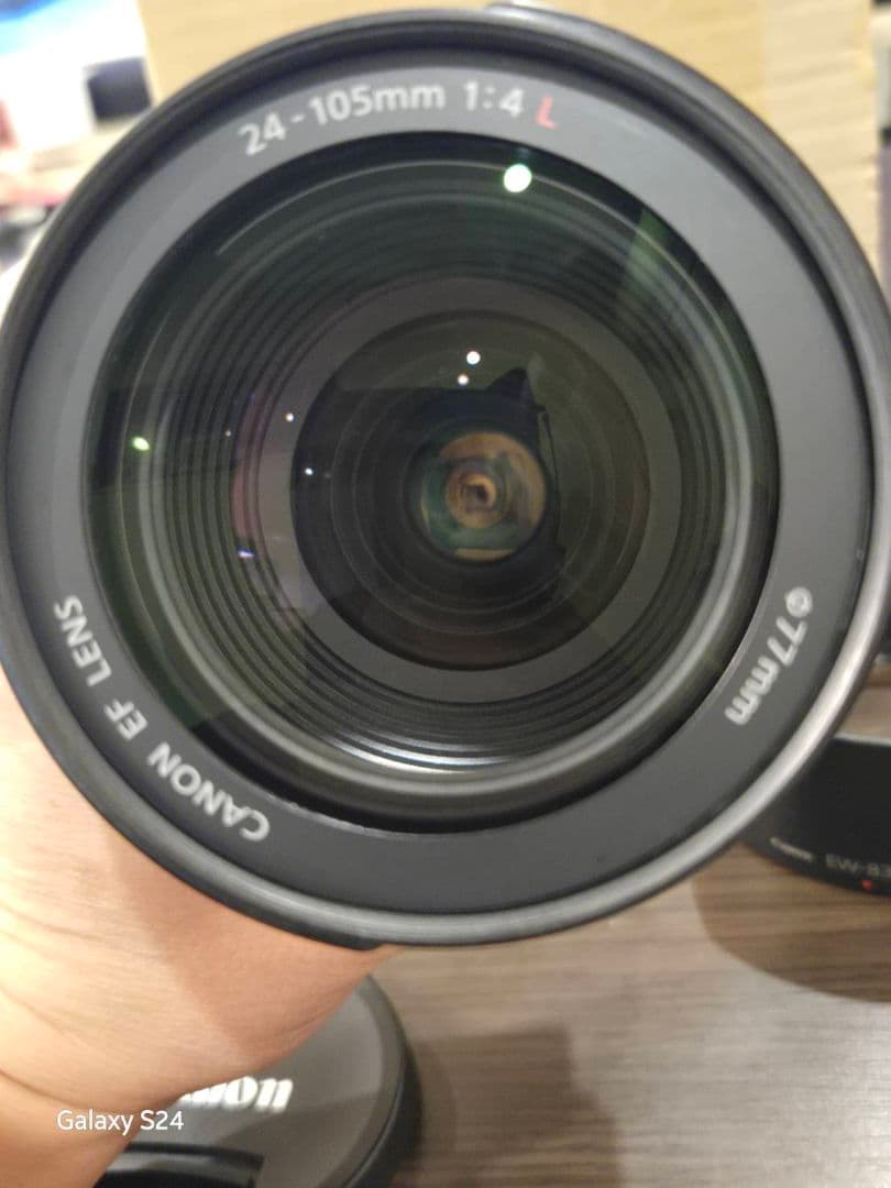 外観キレイCanon EF 24-105mm F4 L レンズ ジャンク 訳あり