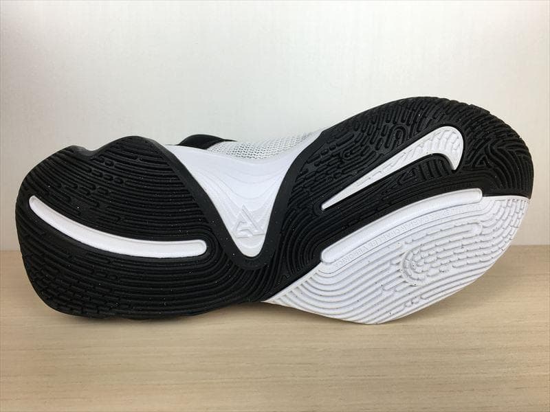 ナイキ ヤニスイモータリティ3 靴 メンズ 26,5cm 新品 (2356)