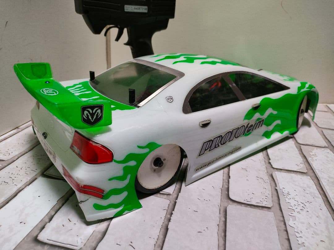 HOTBODIES ベルトドライブ4WDシャーシ、ダッジボディAMユニットセット