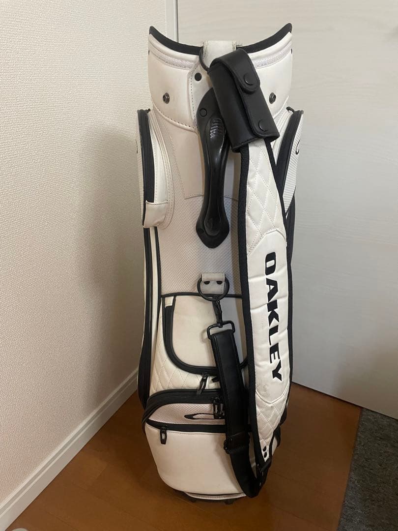 オークリー スカル ツアーキャディバッグ フード付