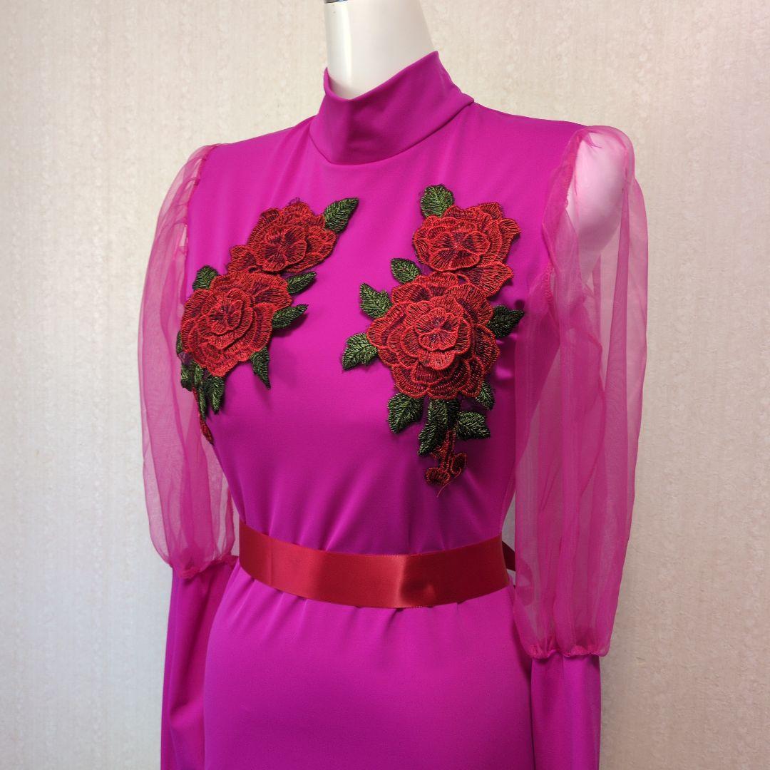 薔薇の飾り社交ダンスドレス　長袖ワンピース　値下げ