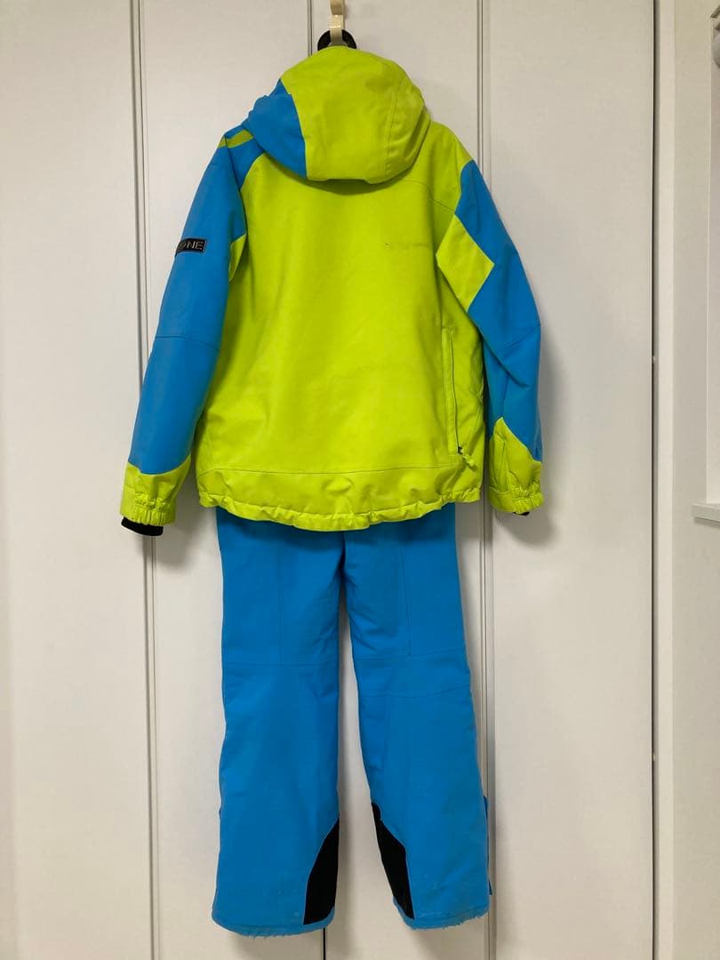 オンヨネ　スキーウェア SS 160cm 上下セット　青/緑