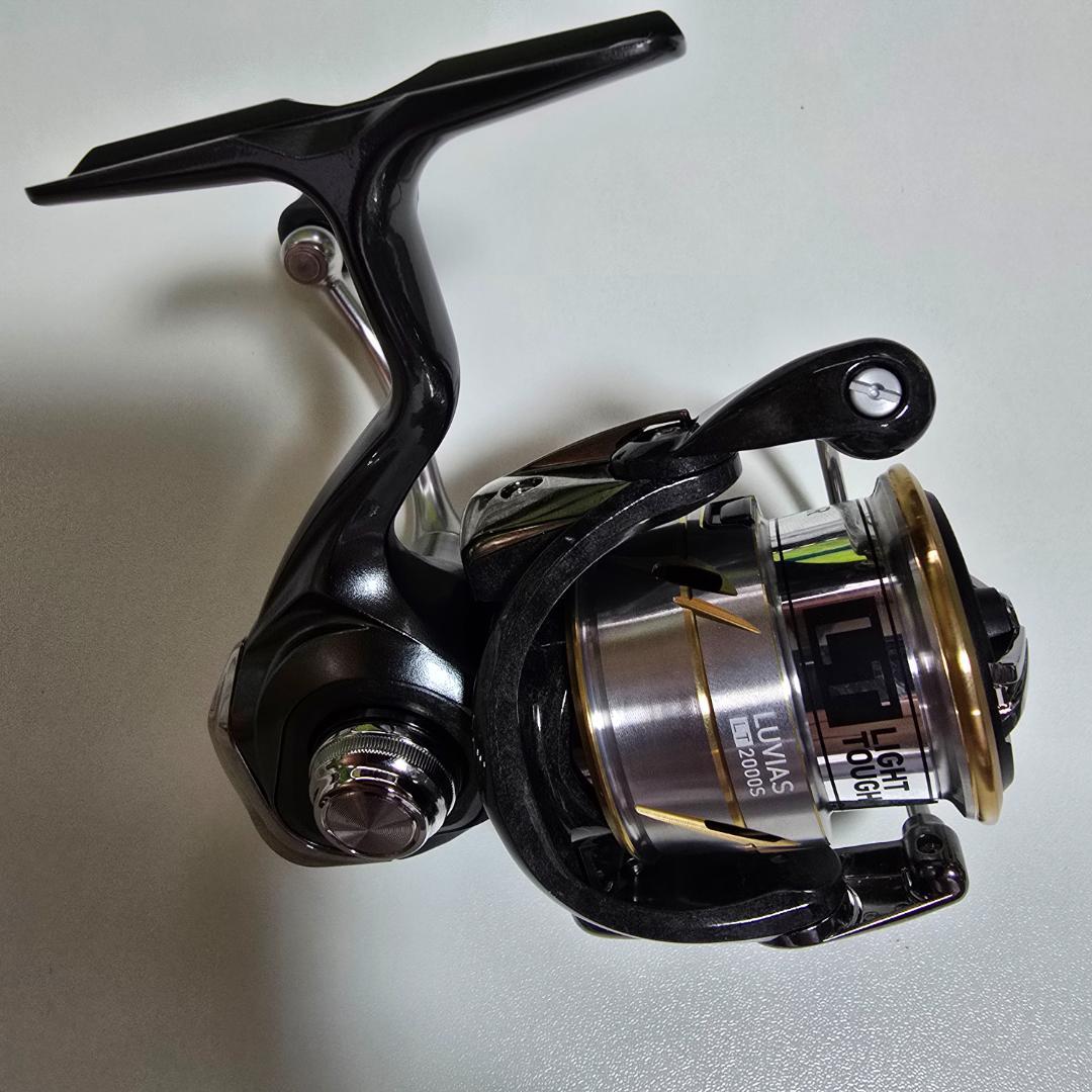 ダイワ 20ルビアス FC LT 2000S （新品同様）