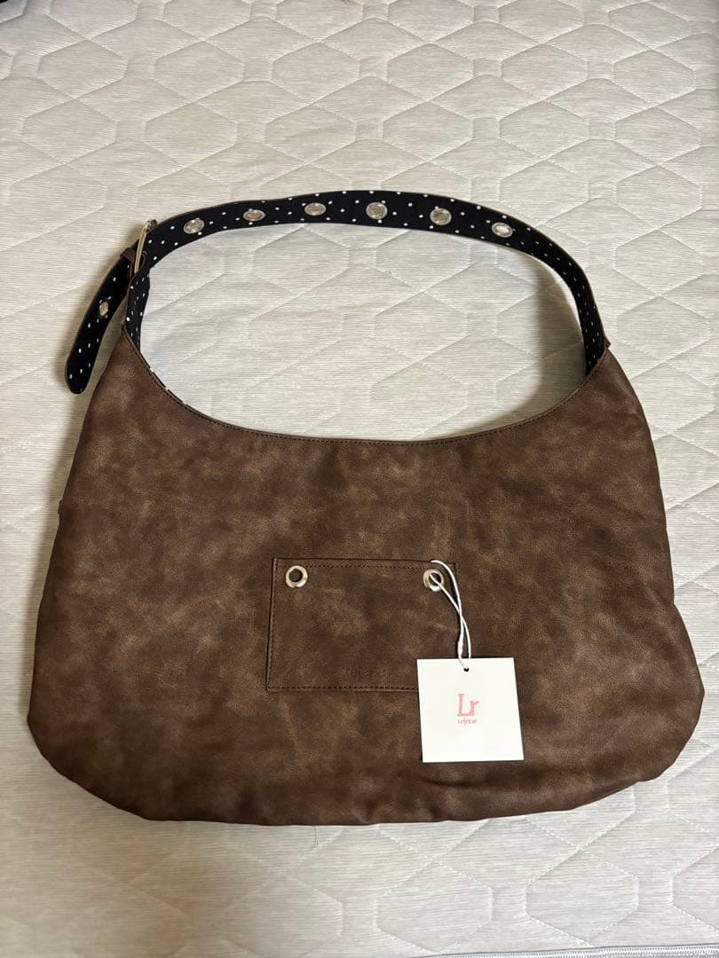 LETERIE バックルリバーシブルショルダーバッグ