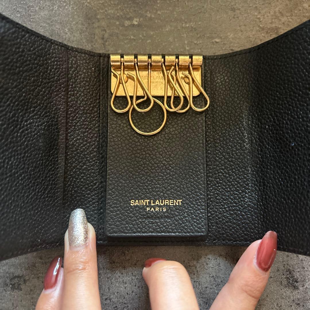 SAINT LAURENT ブラックレザーキーケース
