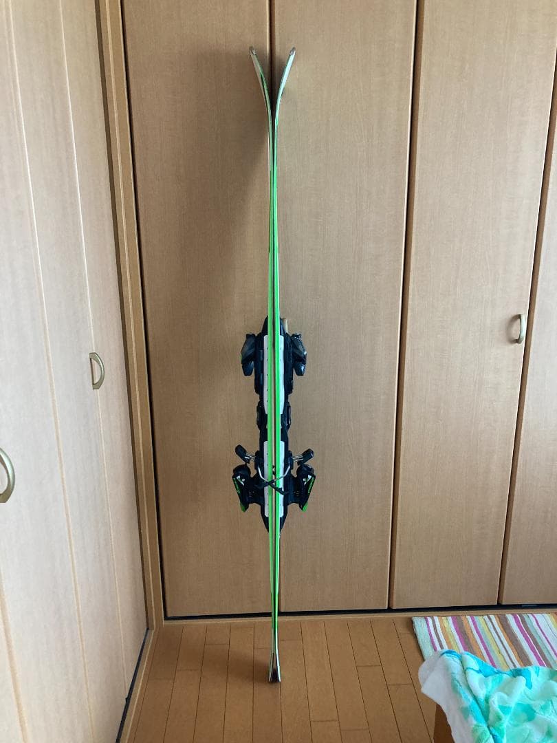 程度良好！ノルディカ　スキー板+金具セット