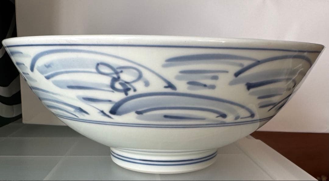 青花　どんぶり