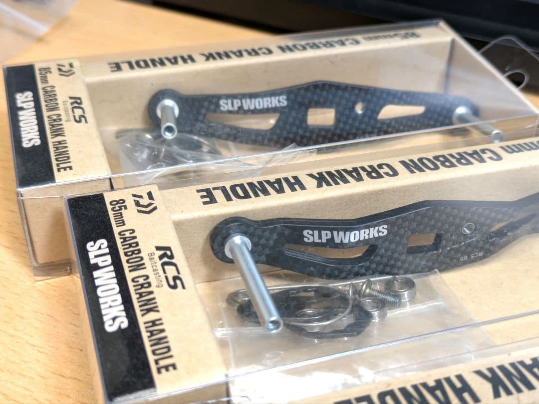 ダイワ SLPワークス カーボンクランクハンドル 85mm ①