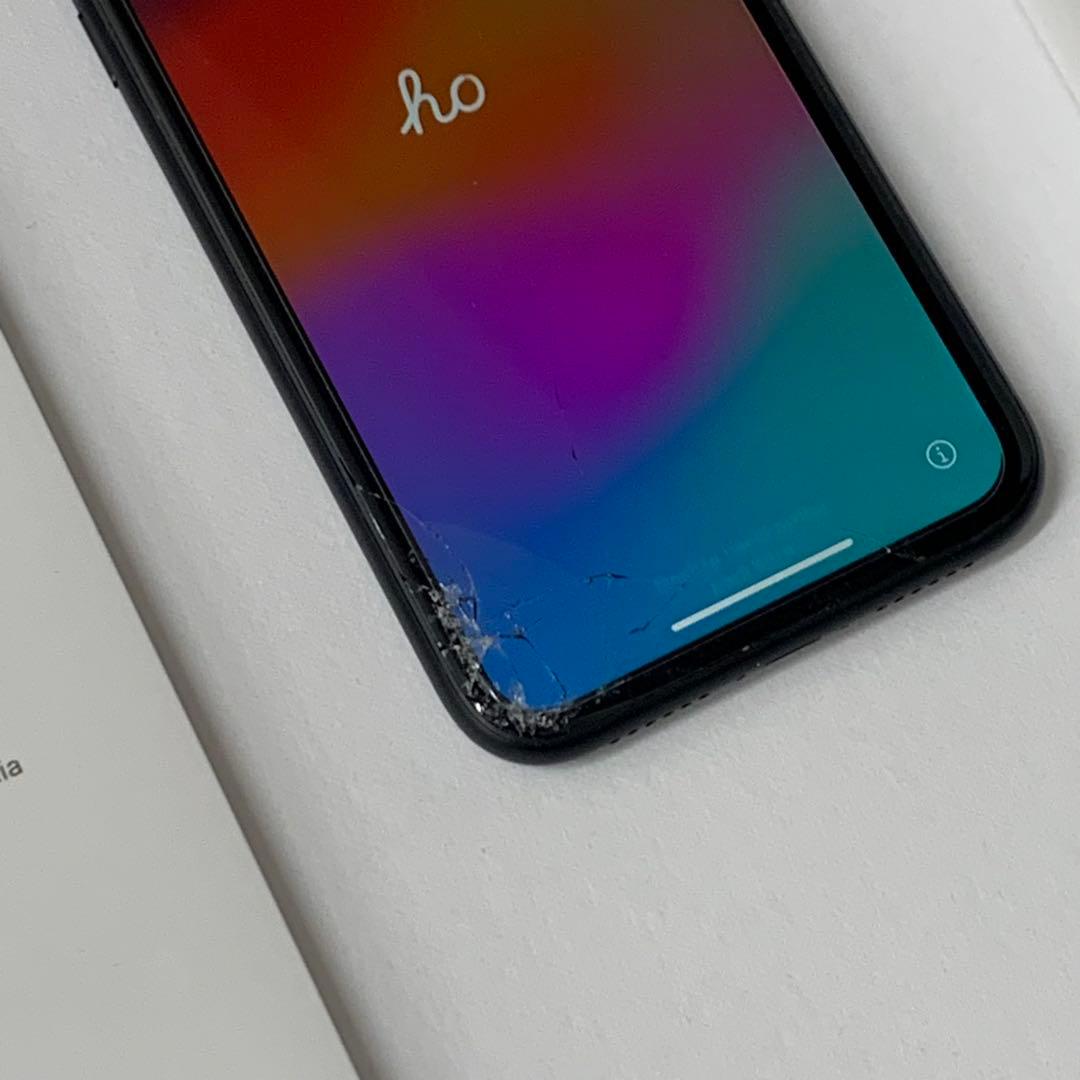 Apple iPhone XR 64GB MT002J/A ブラック (画面割れ