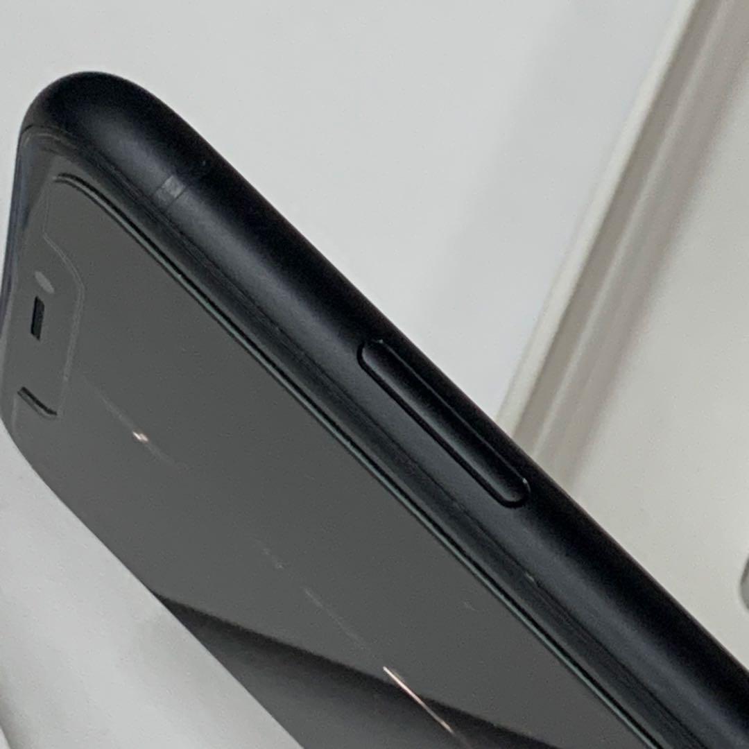 Apple iPhone XR 64GB MT002J/A ブラック (画面割れ