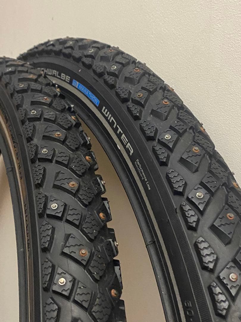 シュワルベ ウィンタープラス 700C(622) ワイヤー700x50C 2本