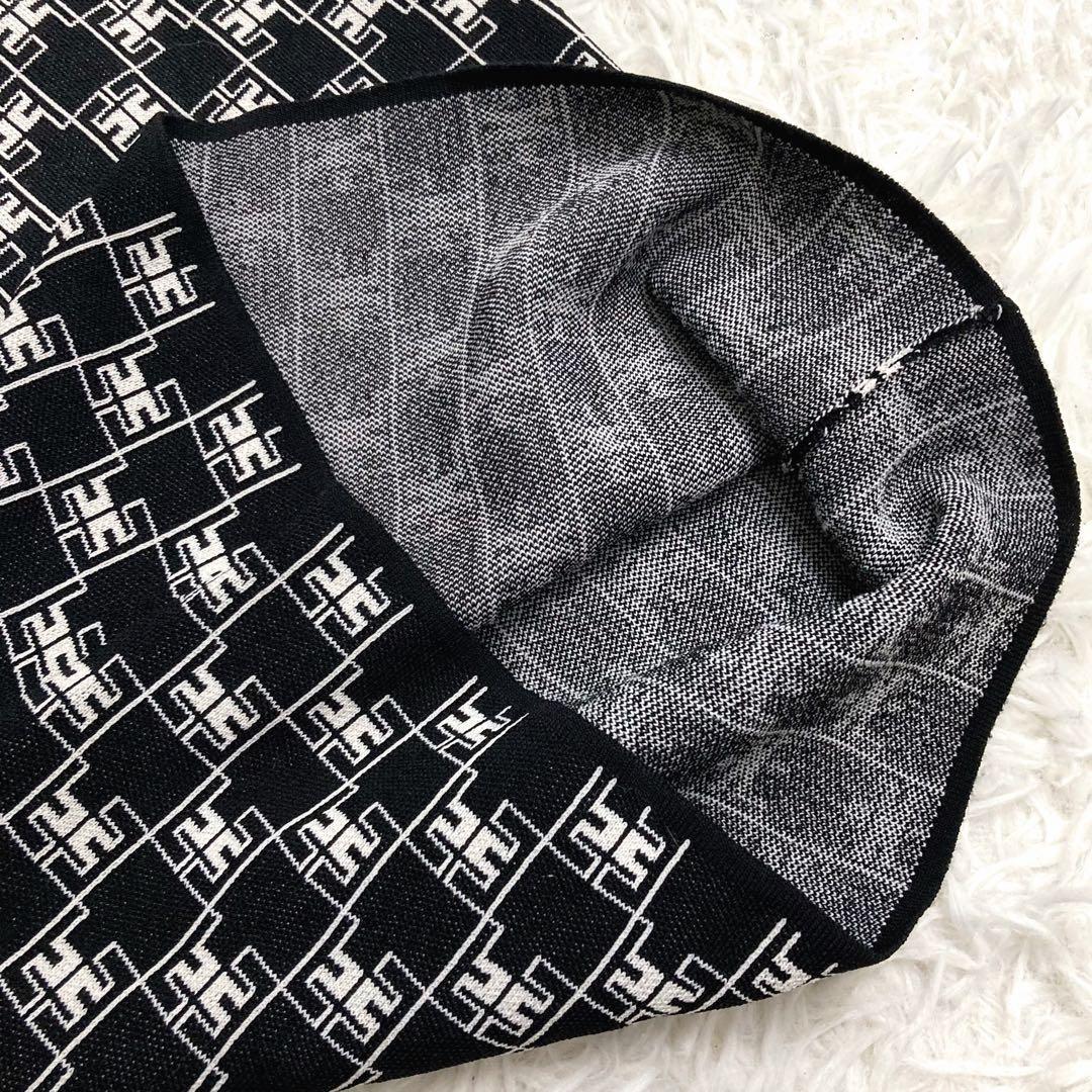 美品✨エリザベッタフランキ ロゴ総柄ニットスカート ブラック