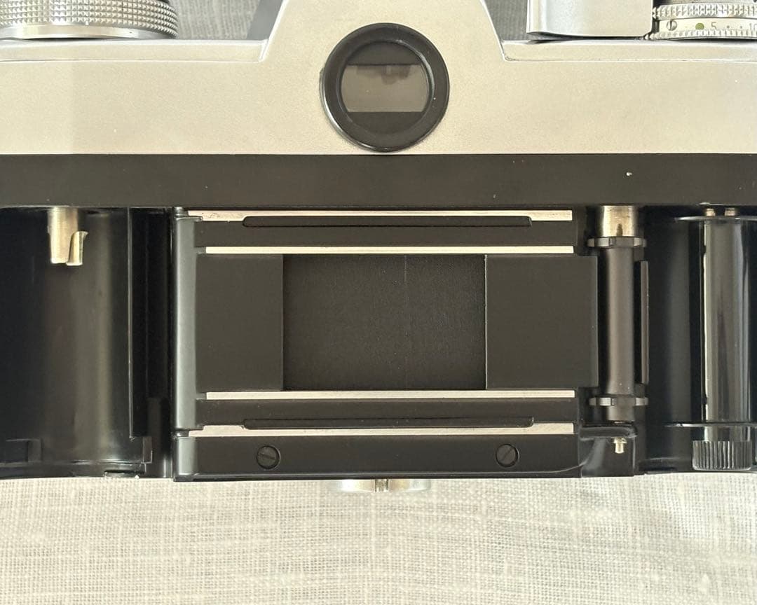 Contarex ブルズアイ+ Planar 50mm F2 ☆希少美品 - メルカリ