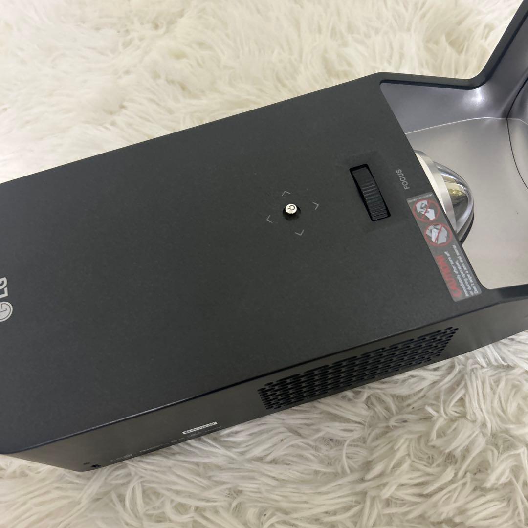 LG PF1000UG 超短焦点プロジェクター MiniBeamUST