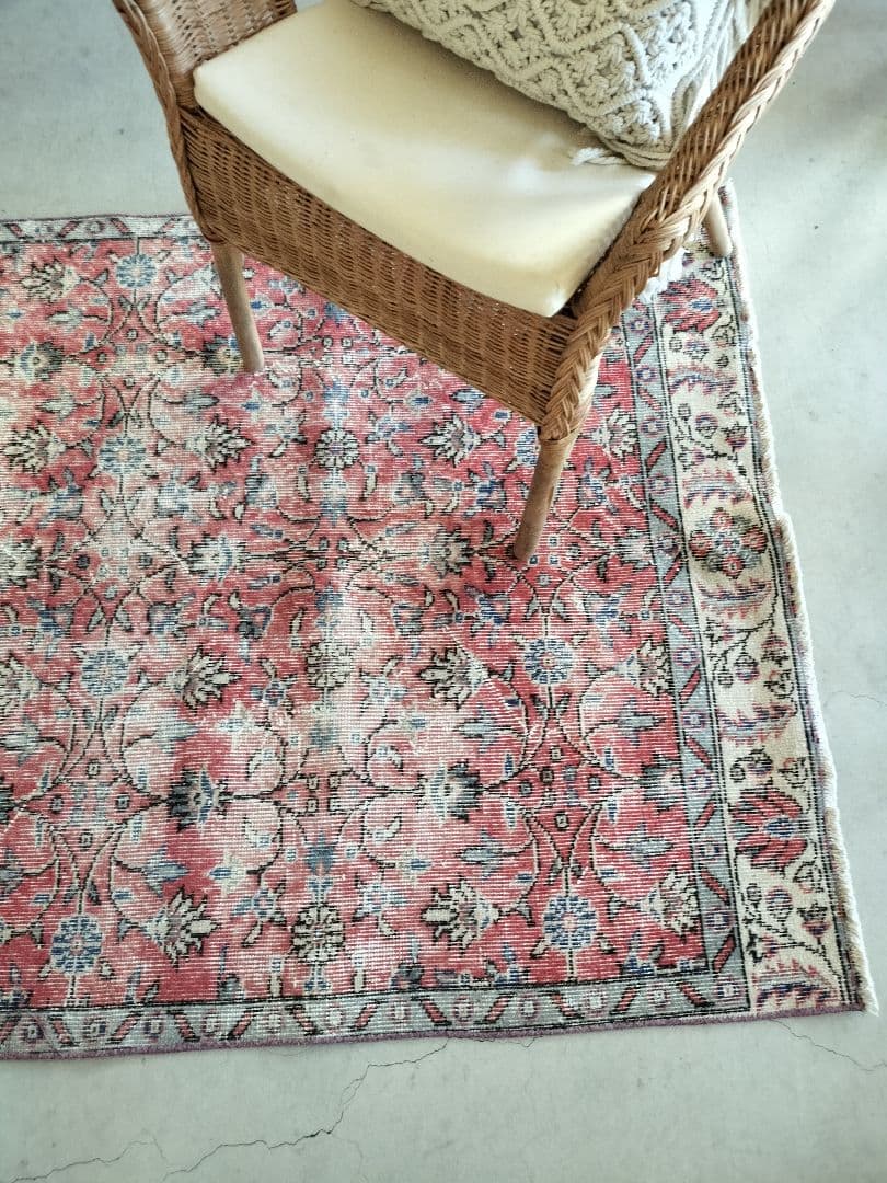 大判/シャビーレッドのサークルフラワー柄 ヴィンテージトルコラグNo