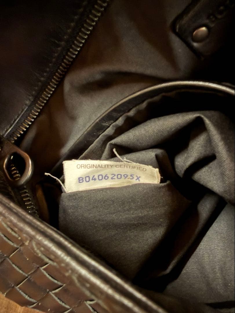 BOTTEGA VENETA ボッテガヴェネタ　ショルダーバッグ　ブラック