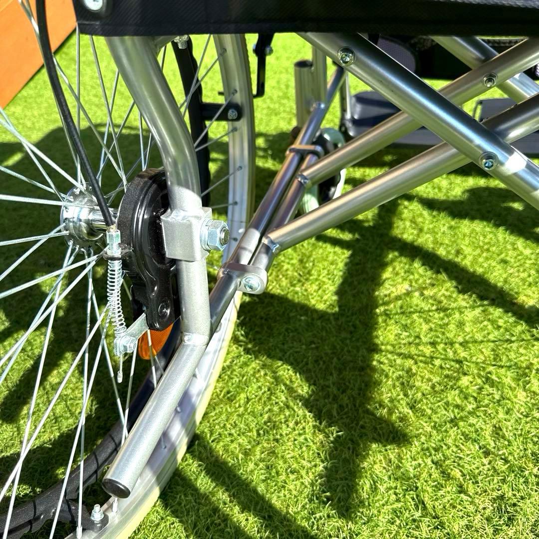 ☆極美品☆ TORICO アルミ製　車椅子　「よかセレクト　自走式」