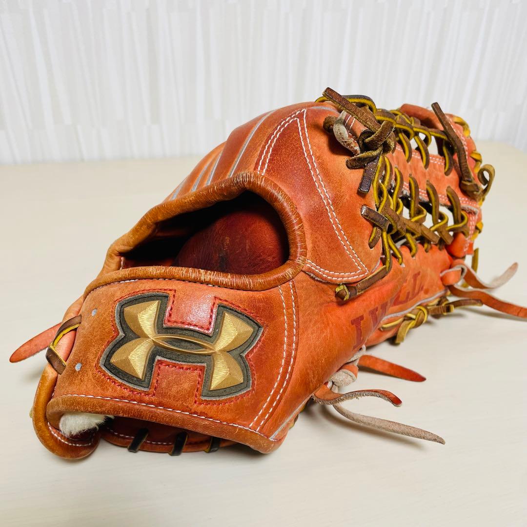 アンダーアーマー 硬式外野手用 グローブ 柳田モデル 右投げ