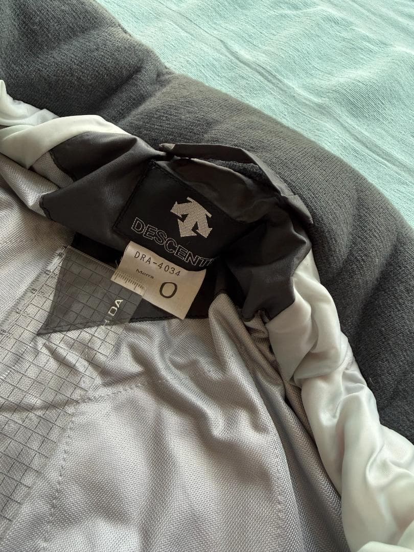 サイズXL デサント つなぎ スキーウェア DESCENTE