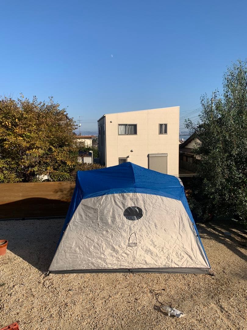SIERRA DESIGNS YAHI4 ドーム型キャンプテント 青と白