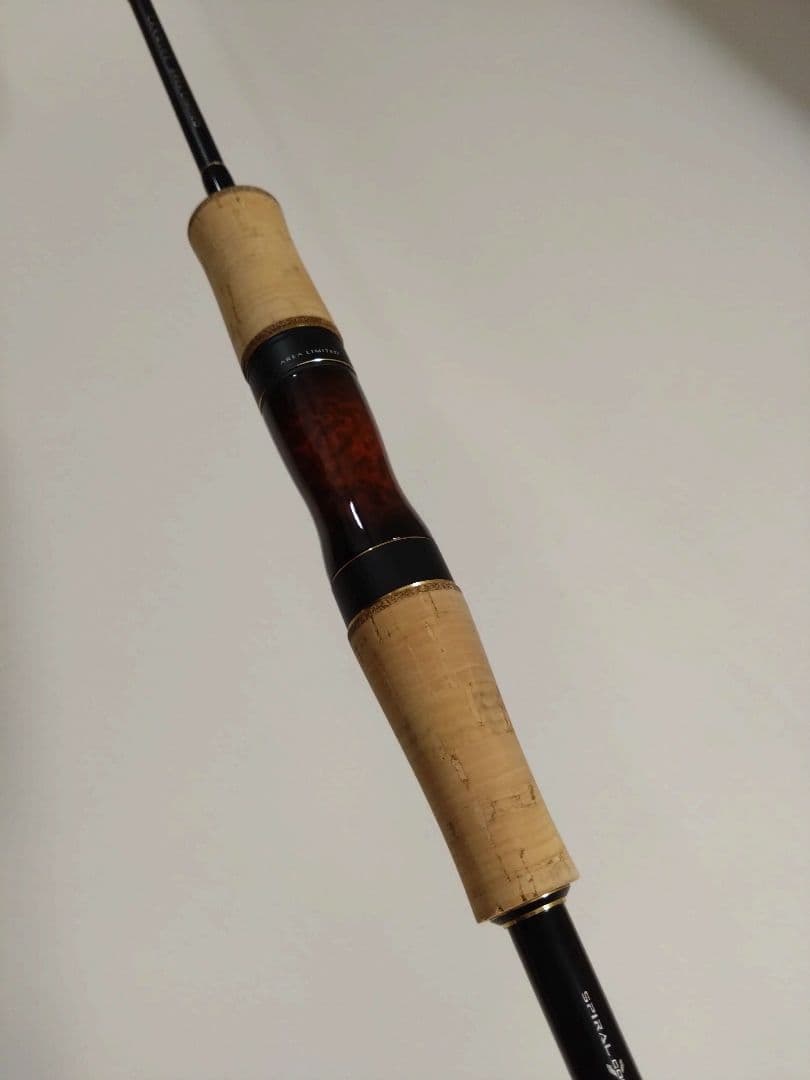 カーディフエリアリミテッド s66l ワールドシャウラテクニカルエディション