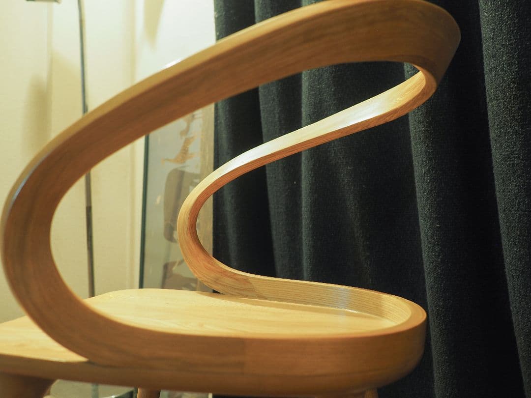 【値引中】ダイニングウェイブチェアD