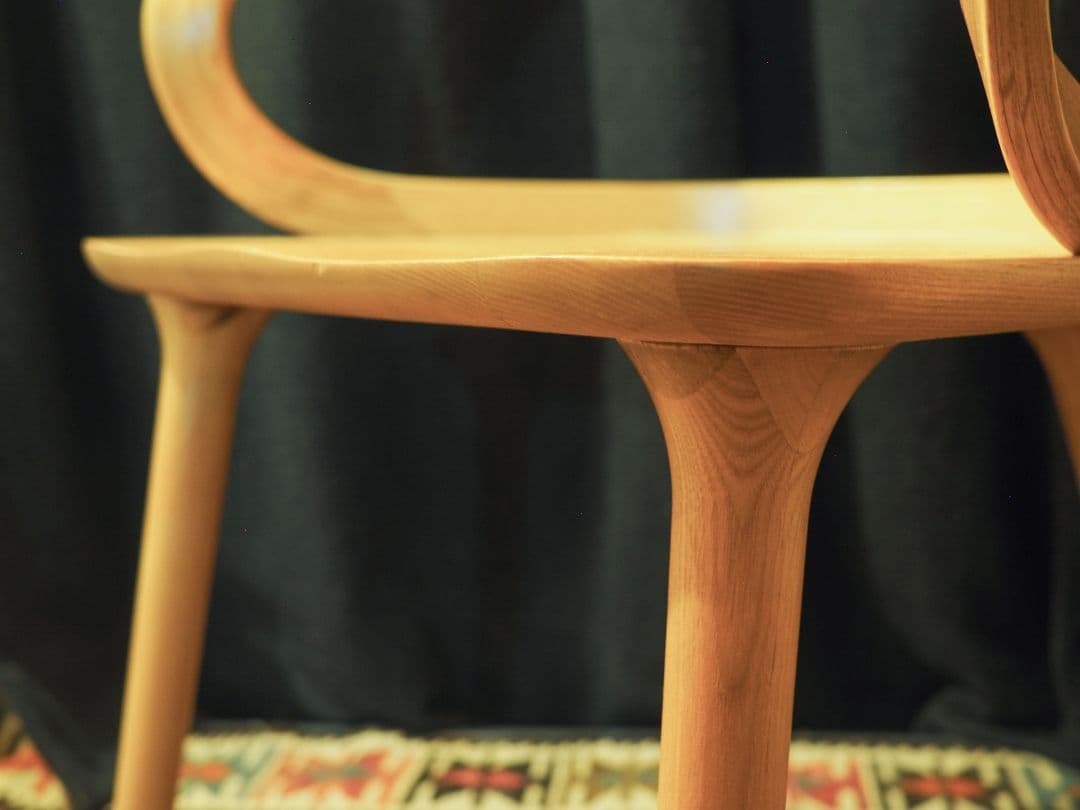 【値引中】ダイニングウェイブチェアD