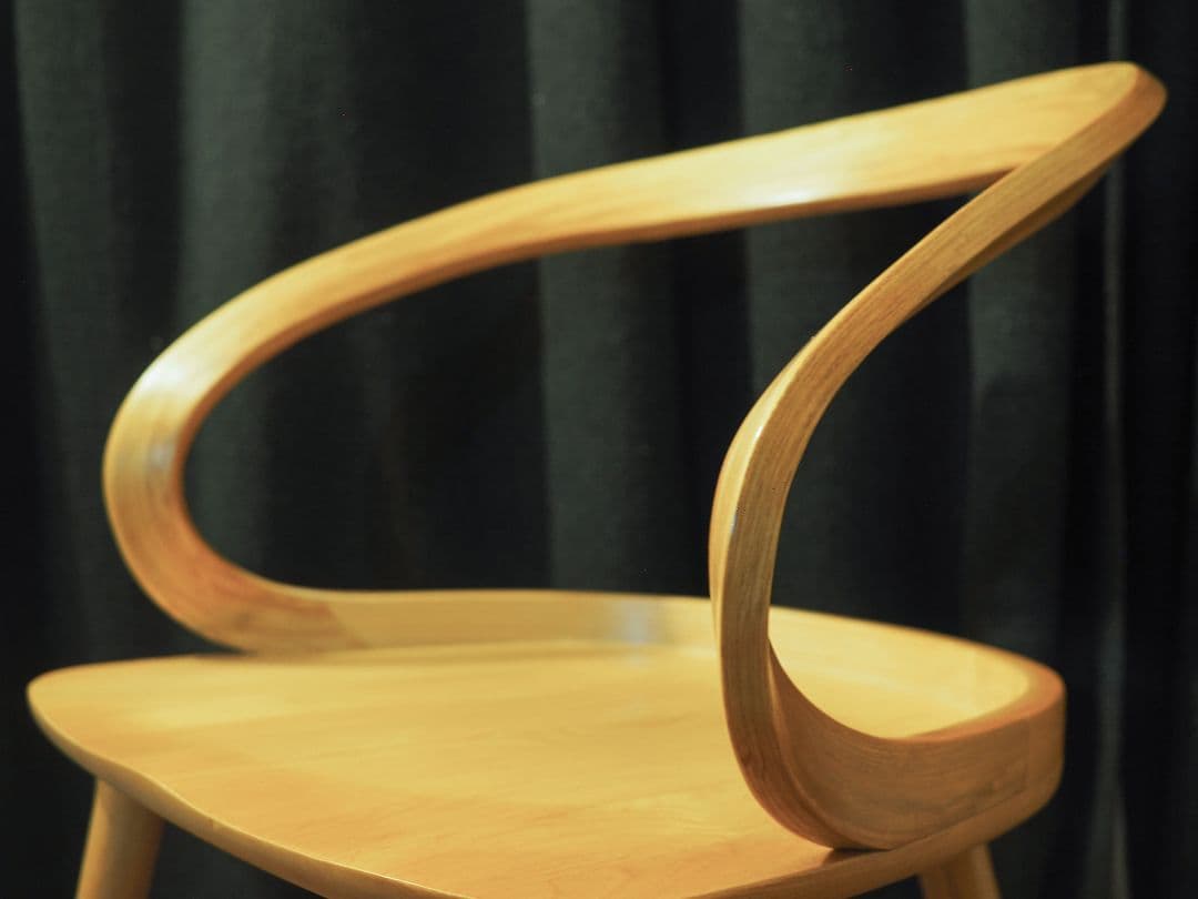 【値引中】ダイニングウェイブチェアD