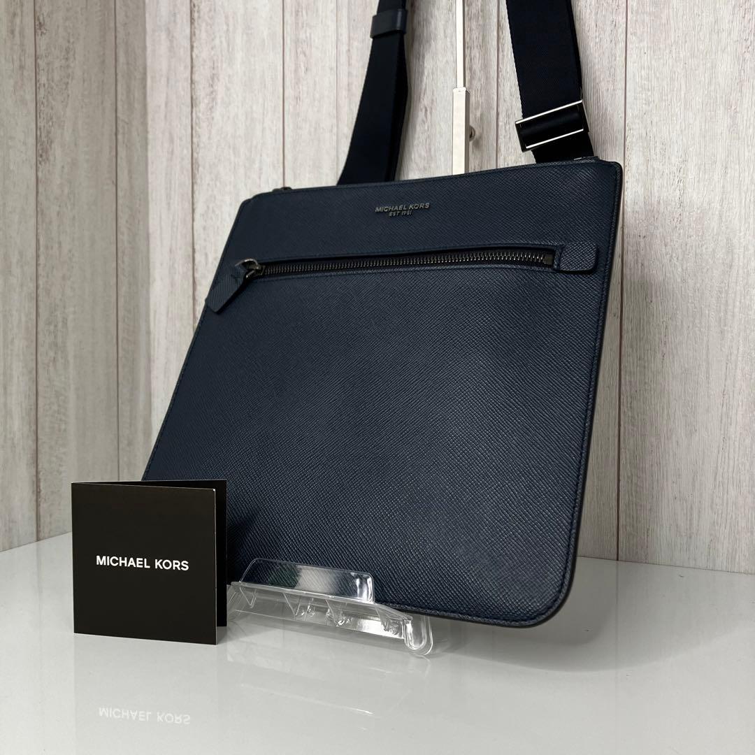 新品タグ付き　マイケルコース ショルダーバッグ メンズ レザー ブラック