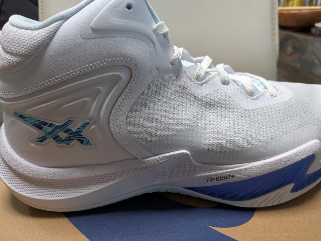 ASICS NOVA SURGE 3 / アシックス ノヴァ サージ 3