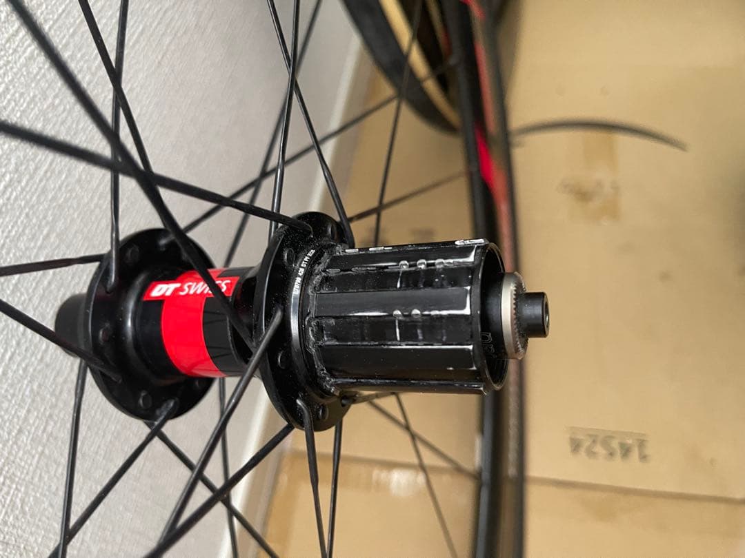 FFWD F6R チューブラー リアのみ