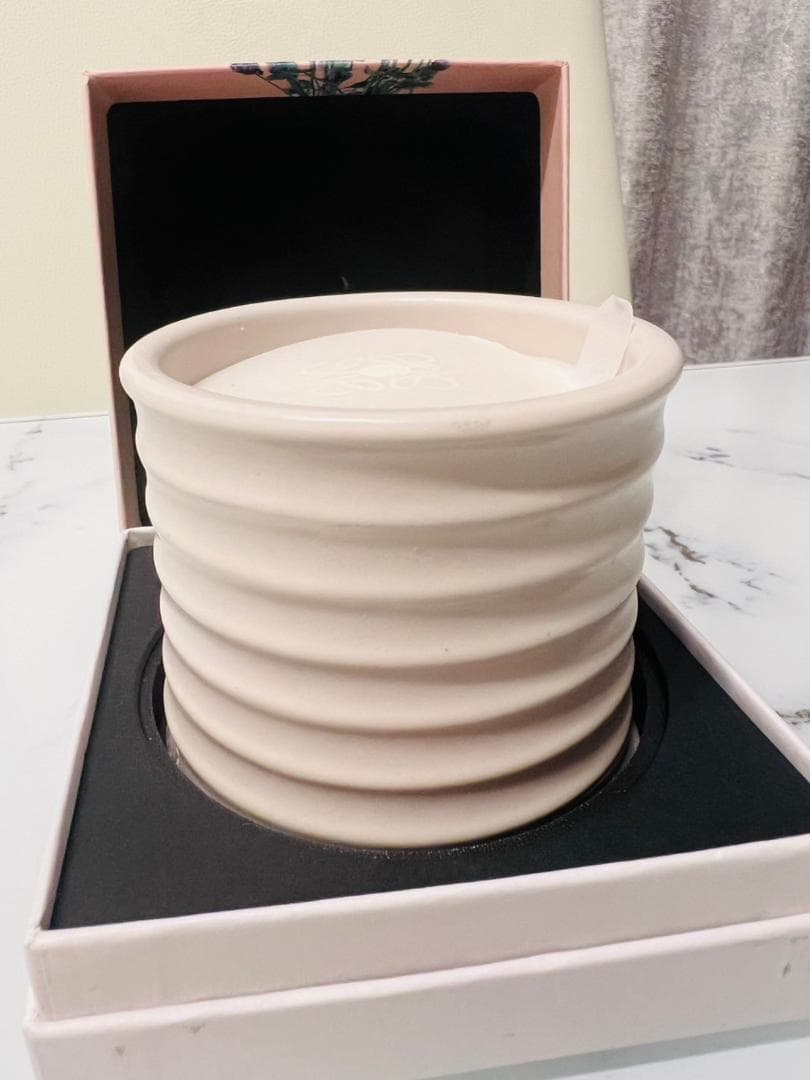 新品】LOEWEハンモック ろうそくキャンドル アロマ セリーヌ フェンディ