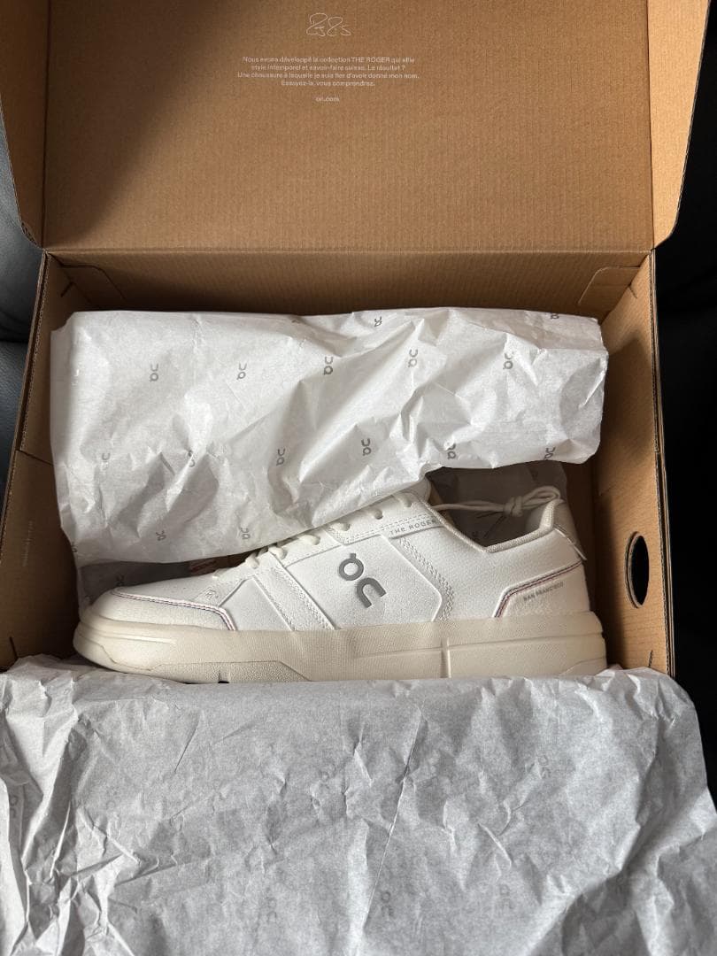 【新品 28.5cm】On オン THE ROGER Clubhouse LC